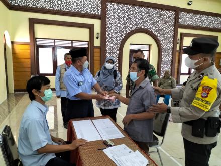 Pembagian Bantuan Langsung Tunai  Dana Desa (BLT DD) Tahun 2022 bulan April