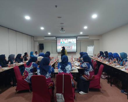 Pelatihan Public Speaking dan Protokoler TP PKK Singosaren