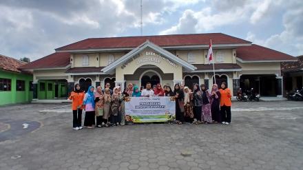 UAD Gelar Penyuluhan CPPOB dan SJPH untuk UMKM Pangan di Singosaren