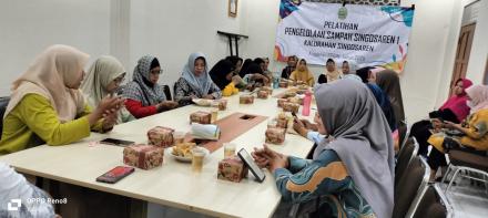 Pelatihan Kader Pengelolaan Sampah Padukuhan Singosaren I