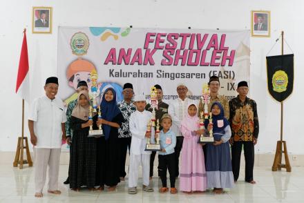 Festival Anak Sholeh (FASI) Singosaren 2025 Meriah dan Penuh Semangat